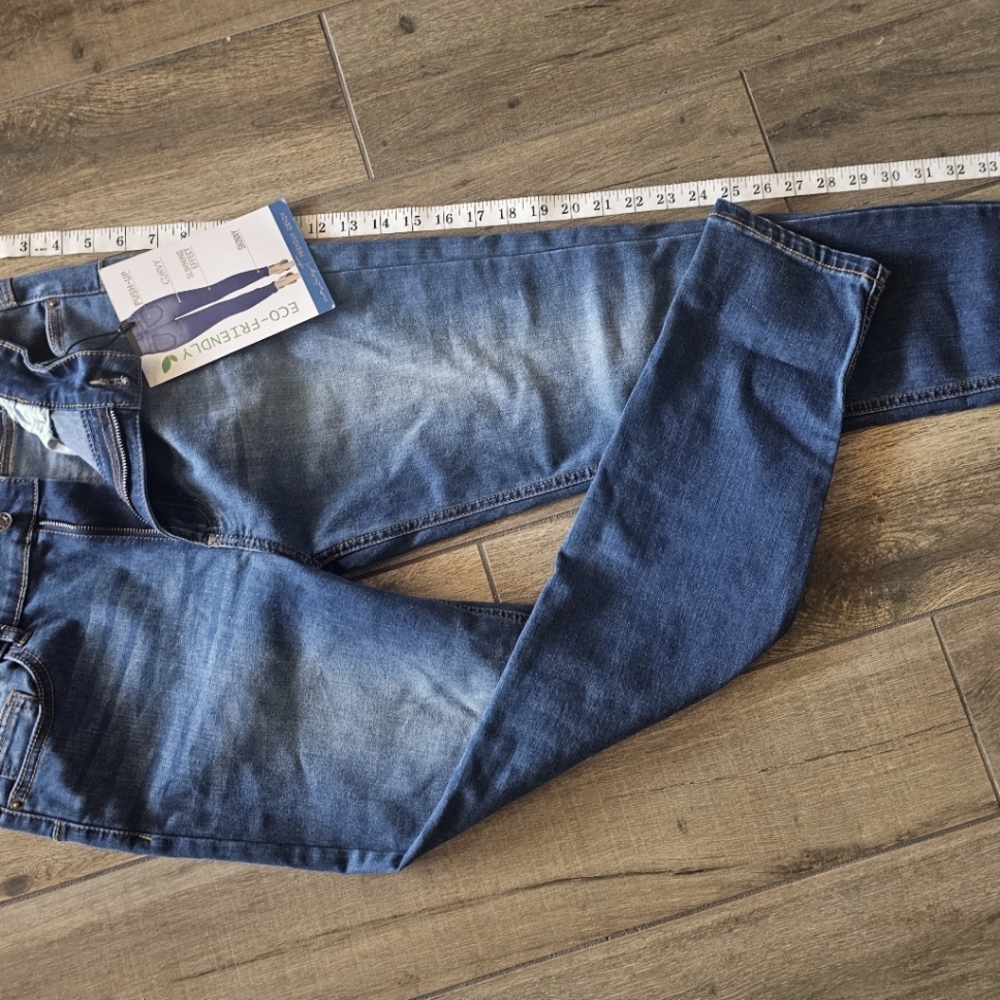 Most Collection Denim jeans New With Tags size 13/31